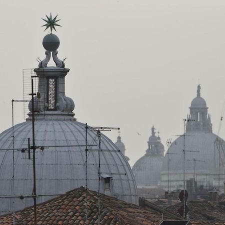 Nel Cuore Di Venezia Hotel Luaran gambar