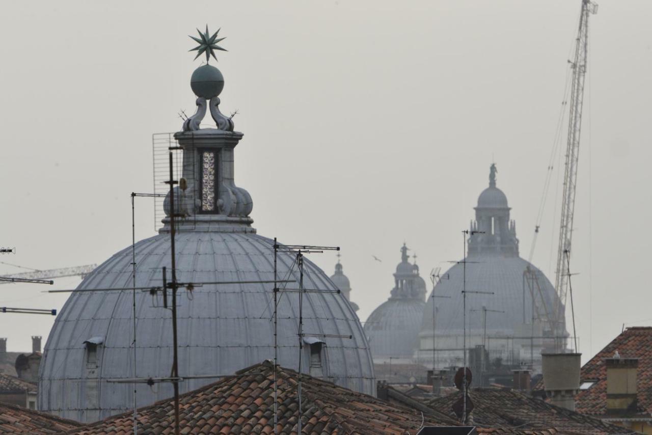 Nel Cuore Di Venezia Hotel Luaran gambar